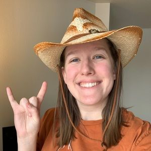 Meet your Posher, Lillie